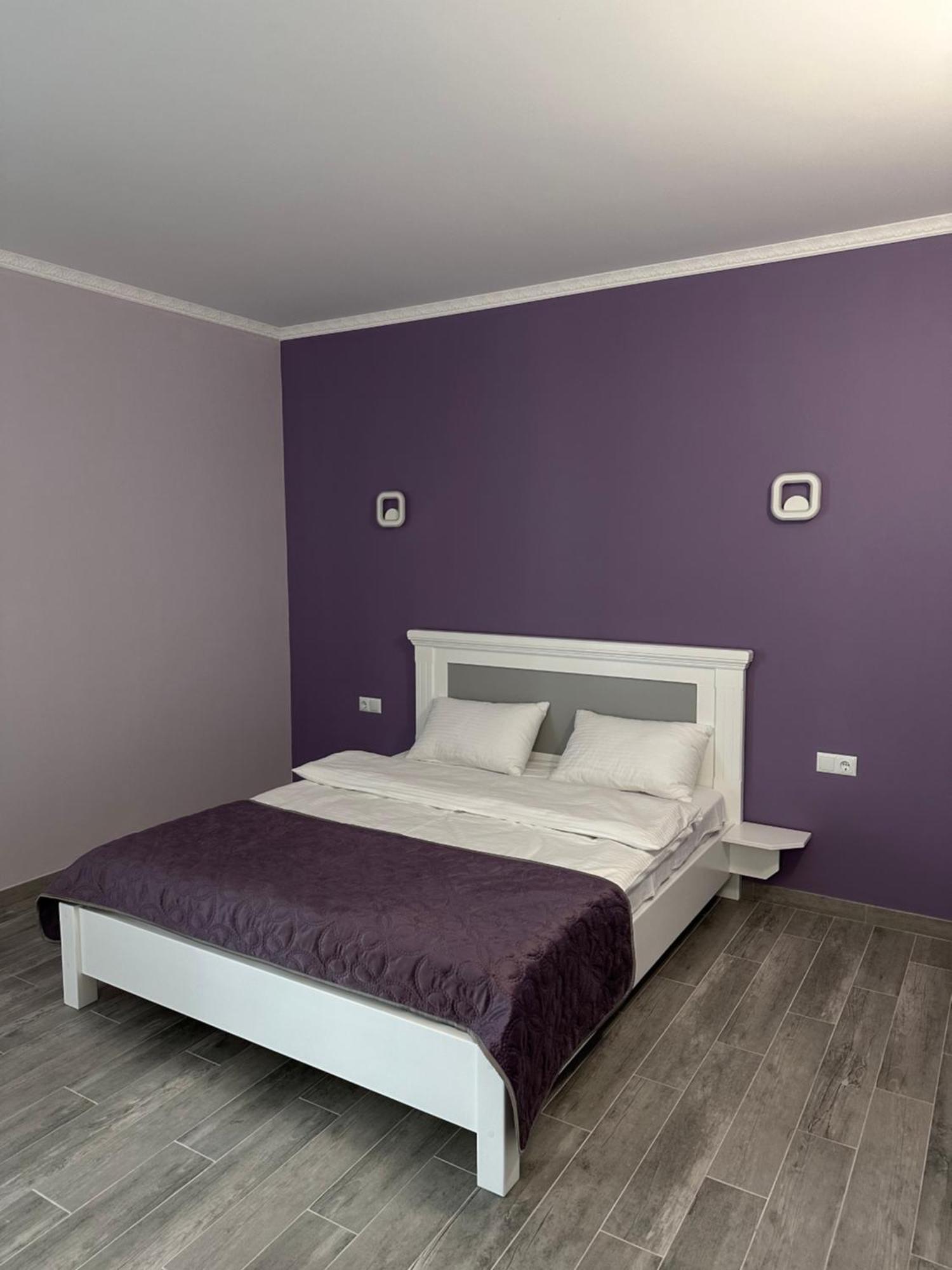 Hotel Maestro Ostroh Esterno foto